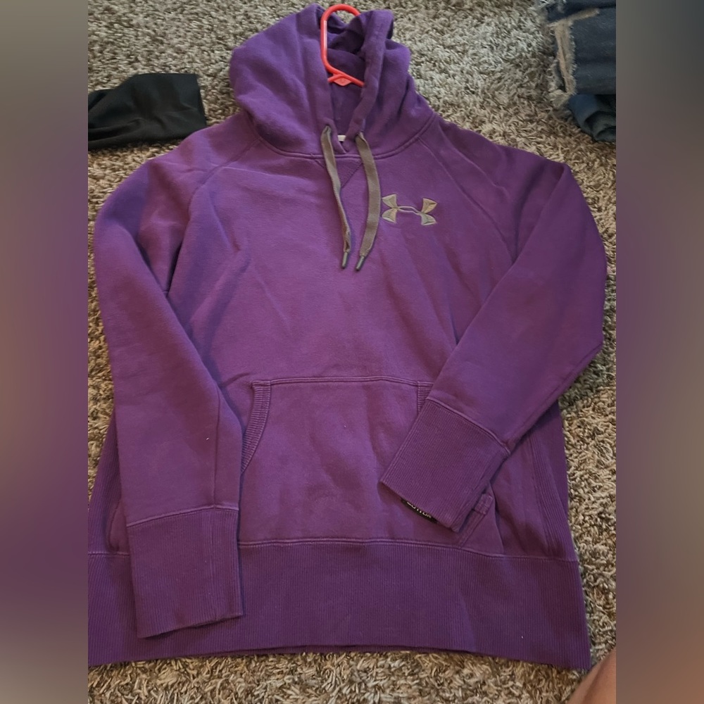 US purple hoodie